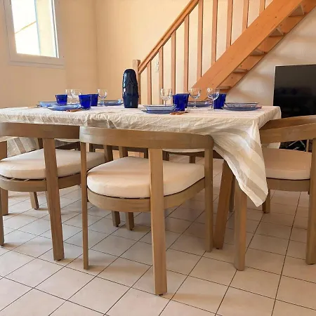 La Petite Maison De Holiday home